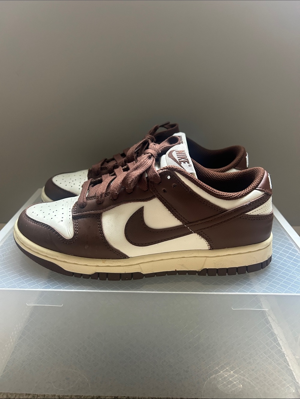Nike Men’s Low-Top Sneakers - Brown & White
